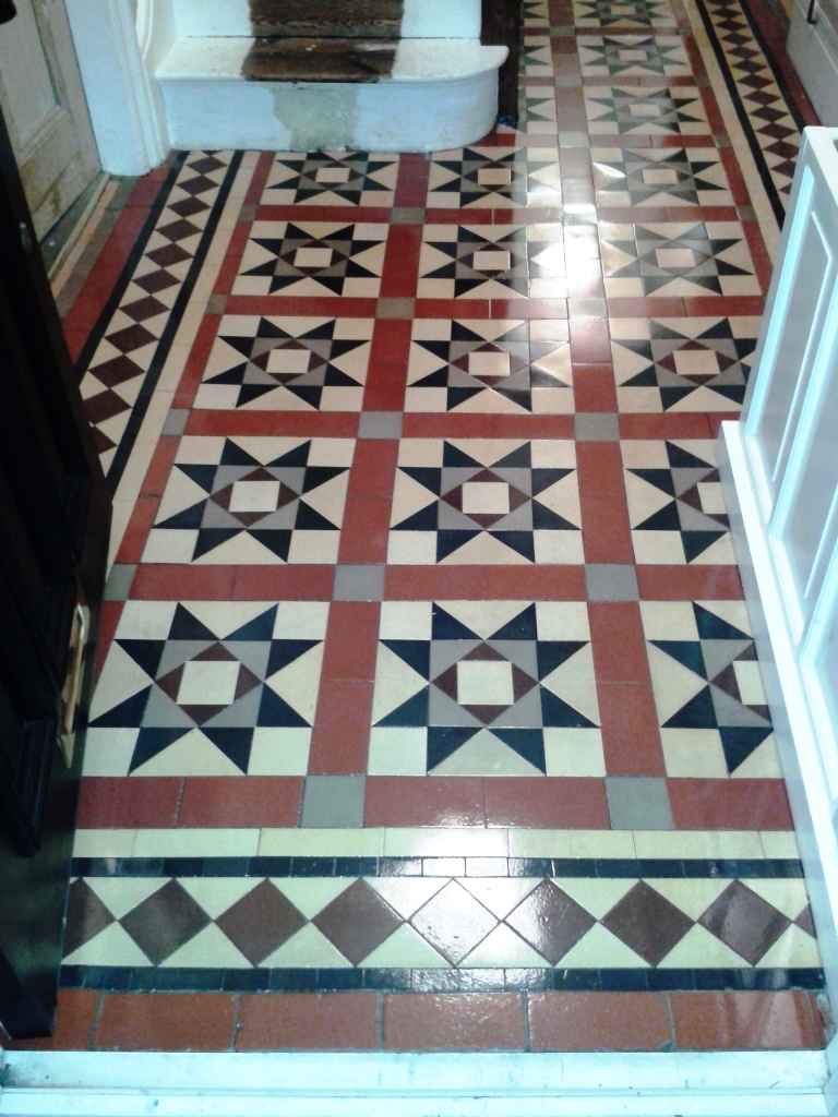 Victorian tiled Hallway after restoration in Telford